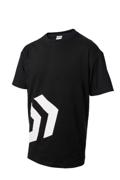 Daiwa Angled Black/White t-Shirt